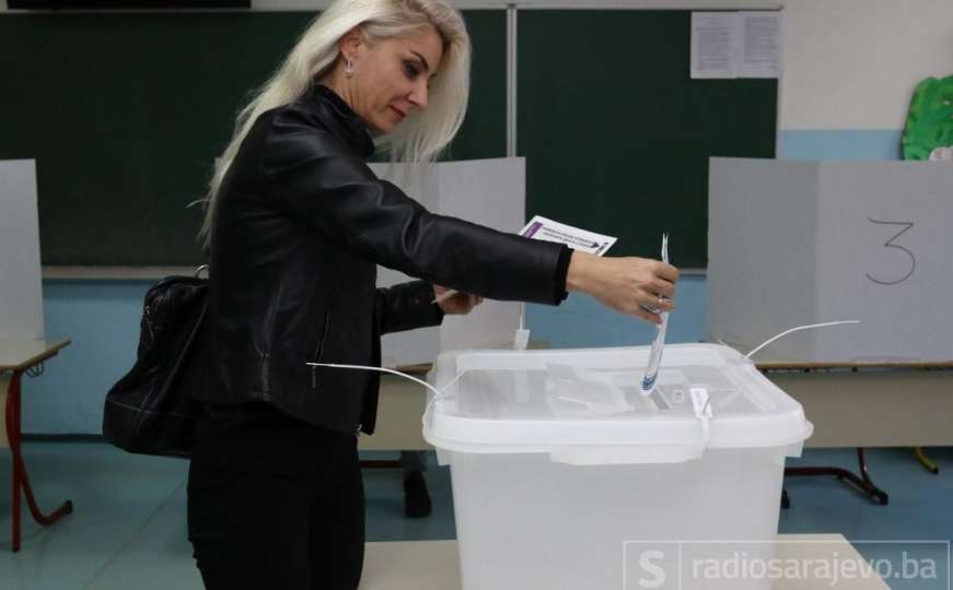 Izbori 2018: Adisa Arapović-Omerbegović obavila građansku dužnost